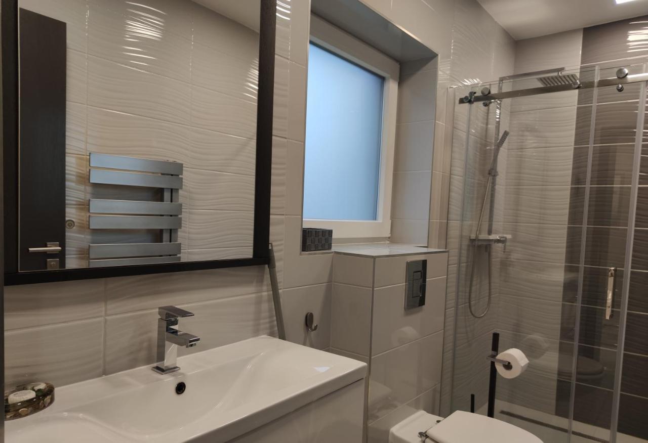 מישקולץ Aqua Solar Apartmanhaz מראה חיצוני תמונה