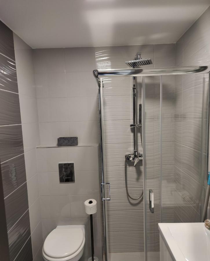 מישקולץ Aqua Solar Apartmanhaz מראה חיצוני תמונה